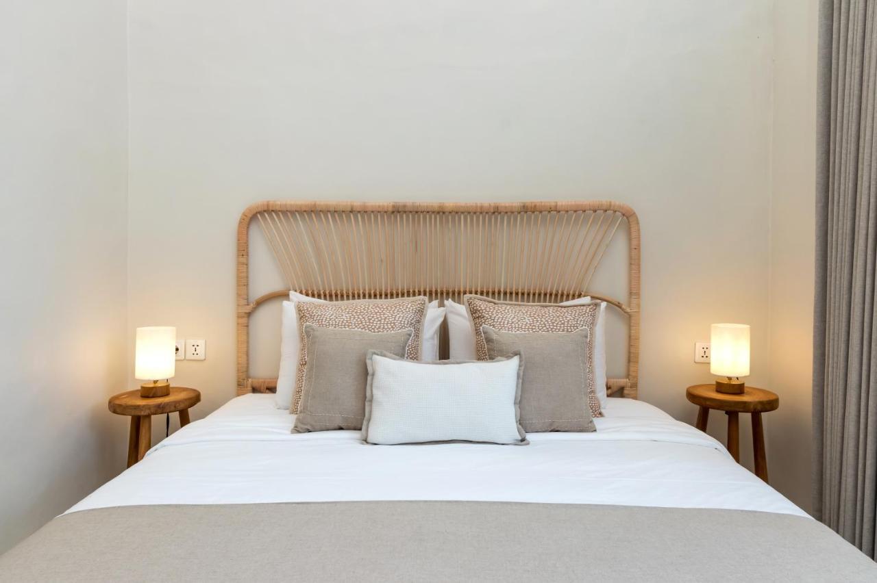 Casa Adem - Modern & Trendy 3br In Seminyak, 10 Minutes To The With Private Pool *