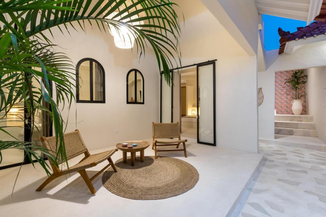 Casa Adem - Modern & Trendy 3br In Seminyak, 10 Minutes To The With Private Pool Villa *