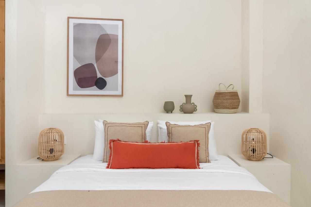 Casa Adem - Modern & Trendy 3br In Seminyak, 10 Minutes To The With Private Pool *