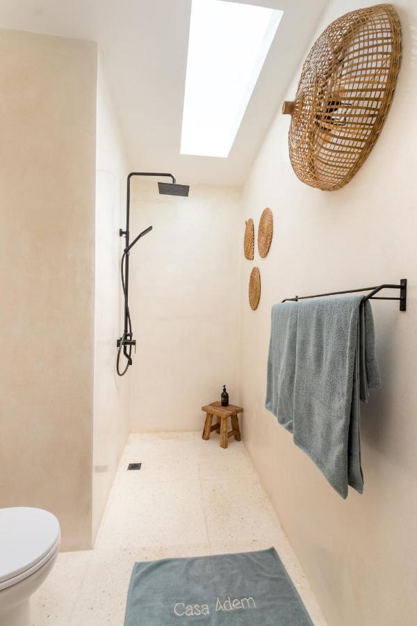 Casa Adem - Modern & Trendy 3br In Seminyak, 10 Minutes To The With Private Pool