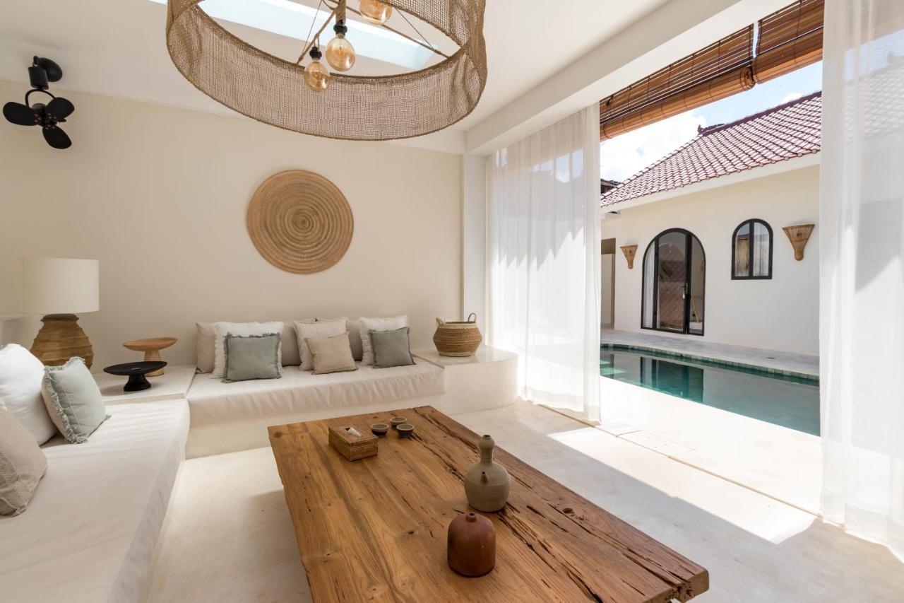 Casa Adem - Modern & Trendy 3br In Seminyak, 10 Minutes To The With Private Pool Villa *