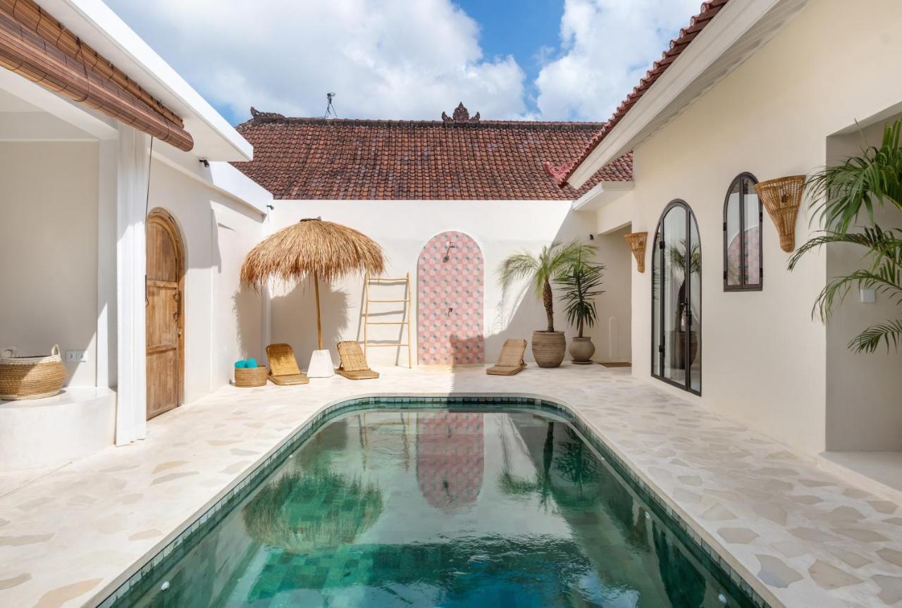 Casa Adem - Modern & Trendy 3br In Seminyak, 10 Minutes To The With Private Pool Villa Seminyak (Bali)