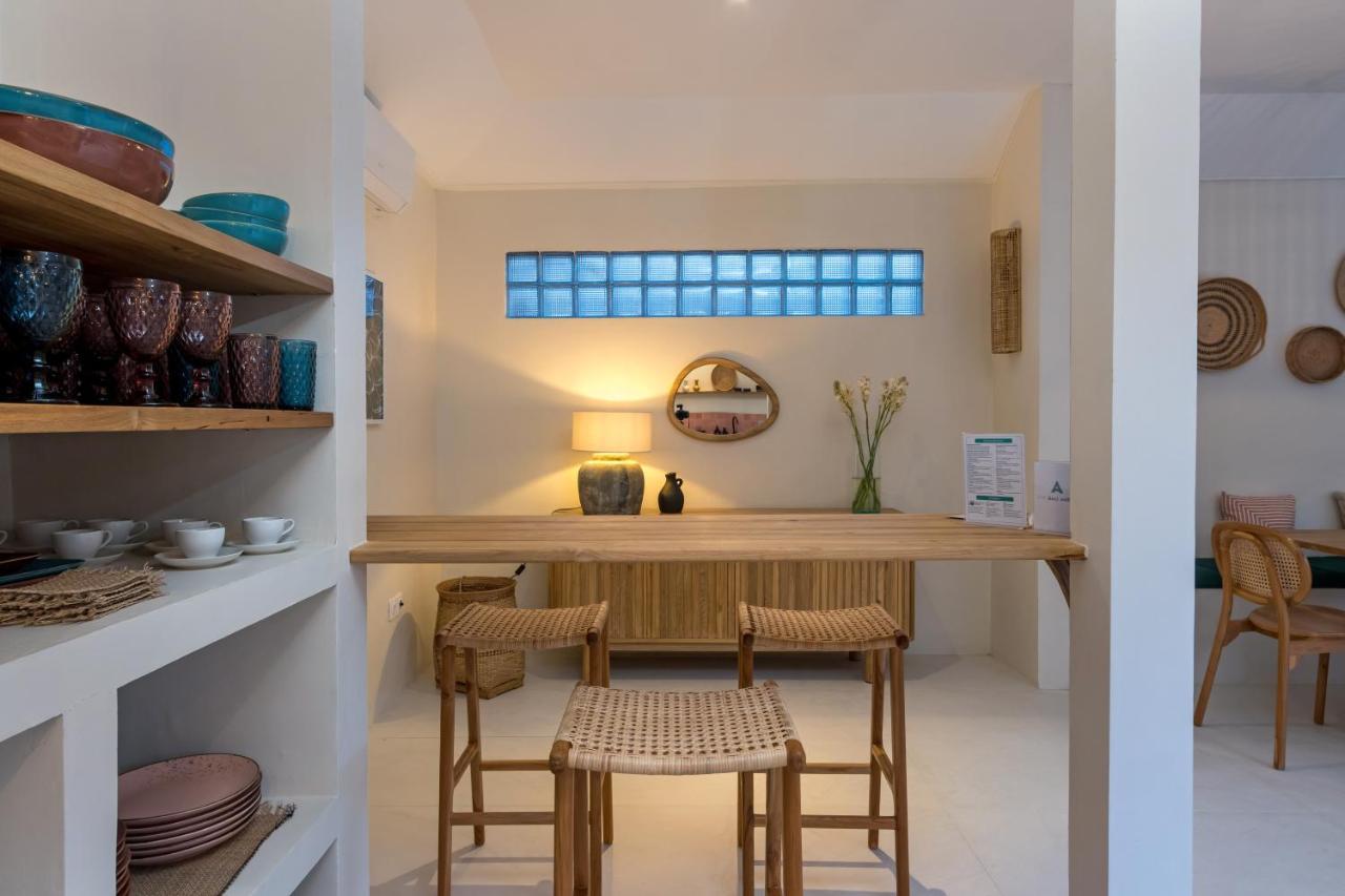 Casa Adem - Modern & Trendy 3br In Seminyak, 10 Minutes To The With Private Pool * Seminyak (Bali)